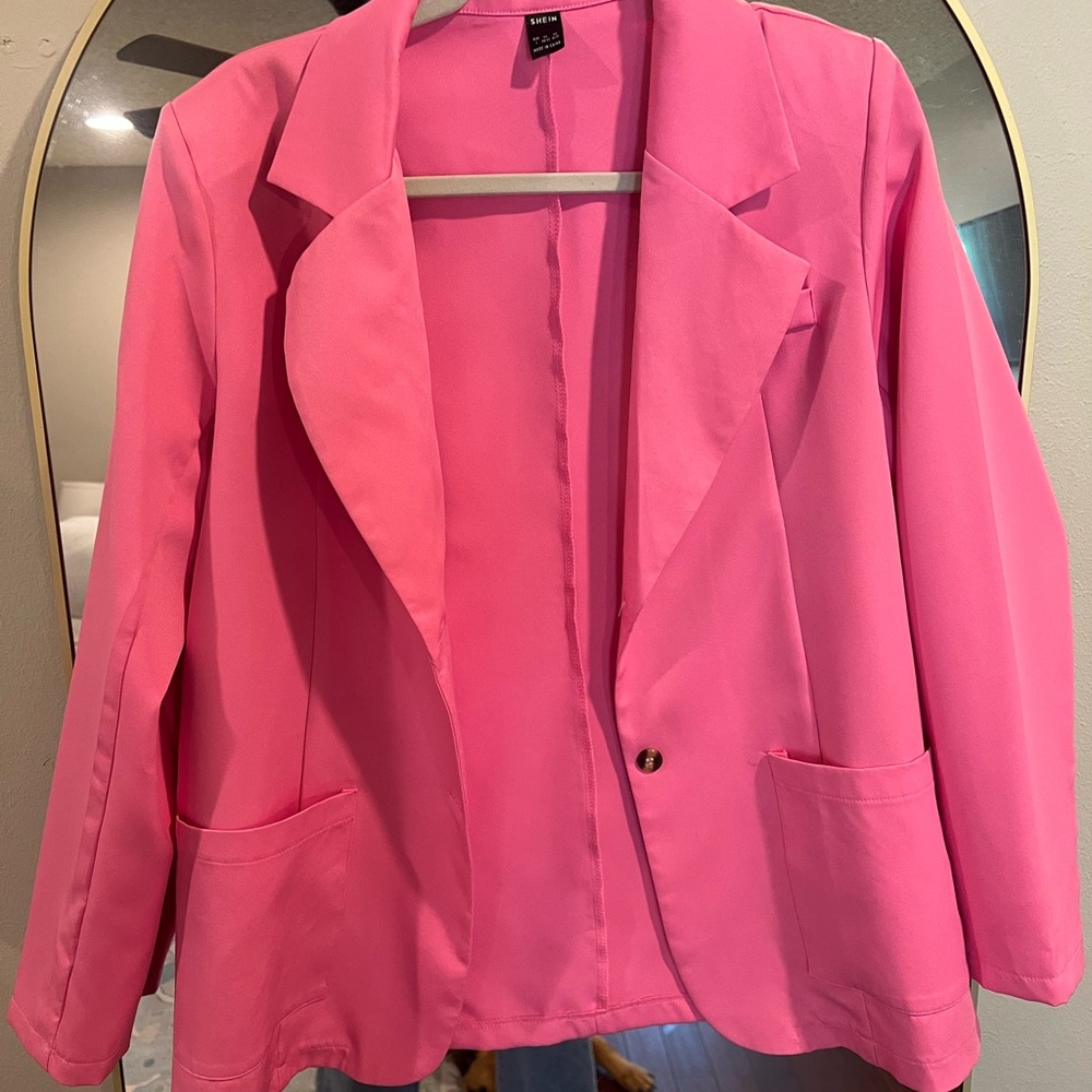 SHEIN Pink Blazer Modern Style